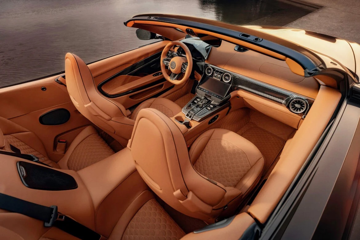 BRABUS BODO CABRIOLET BLACK_On Location_web (11)-1170x780
